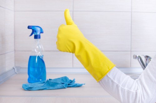 Detailed pre-occupancy cleaning in an Acton flat with kitchen and bathroom focus